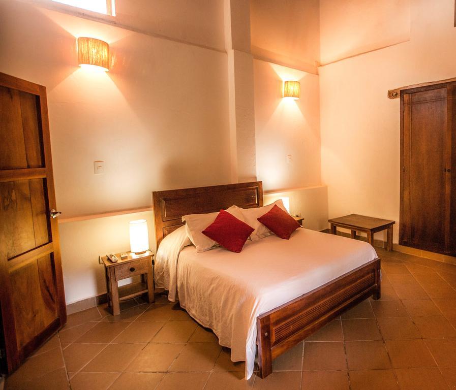La Casa Amarilla Bed & Breakfast Mompos Ngoại thất bức ảnh